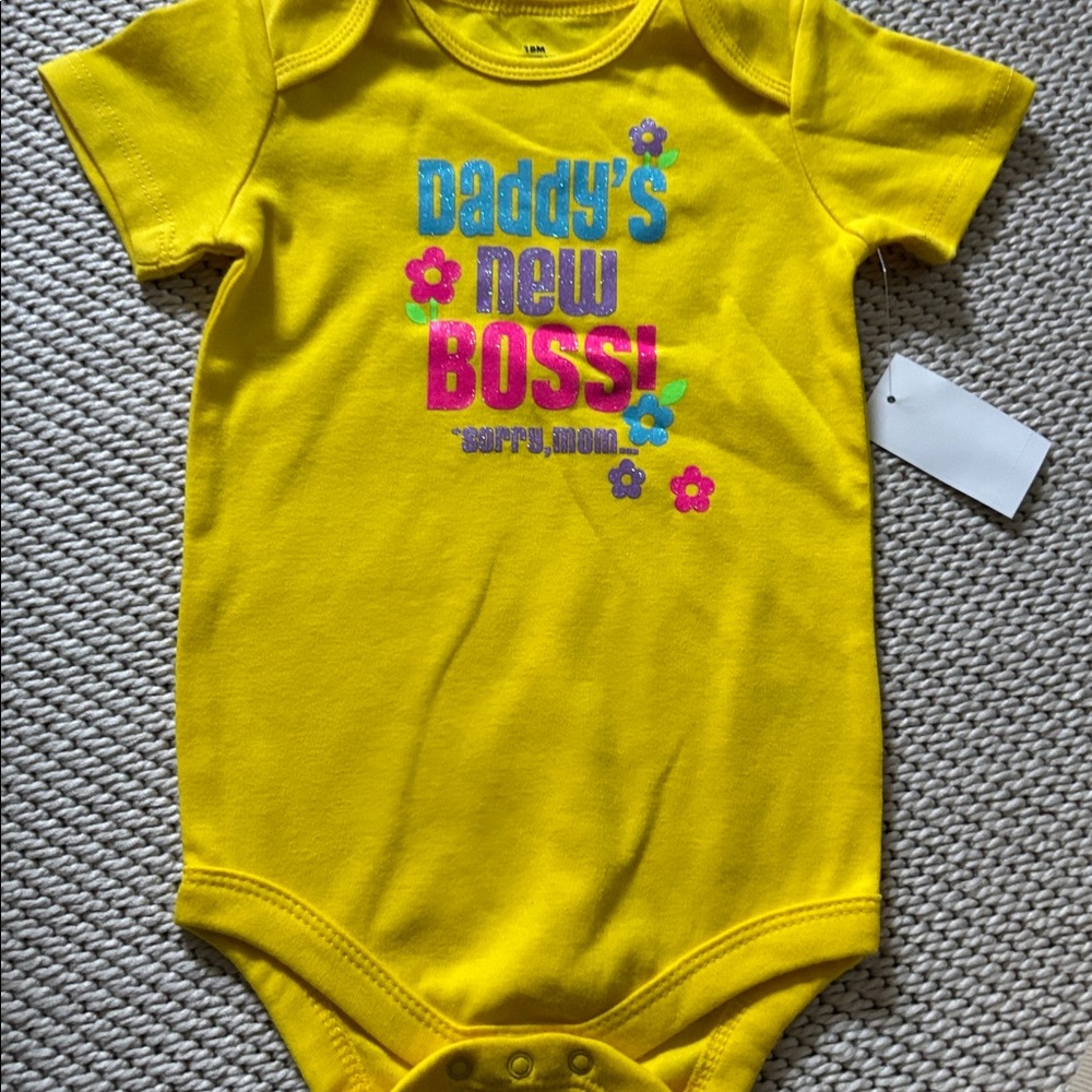 Bodysuit infant size 18 months new 60% cotton 40% polyester snaps